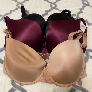 34 DD bra bundle- Firm on Price